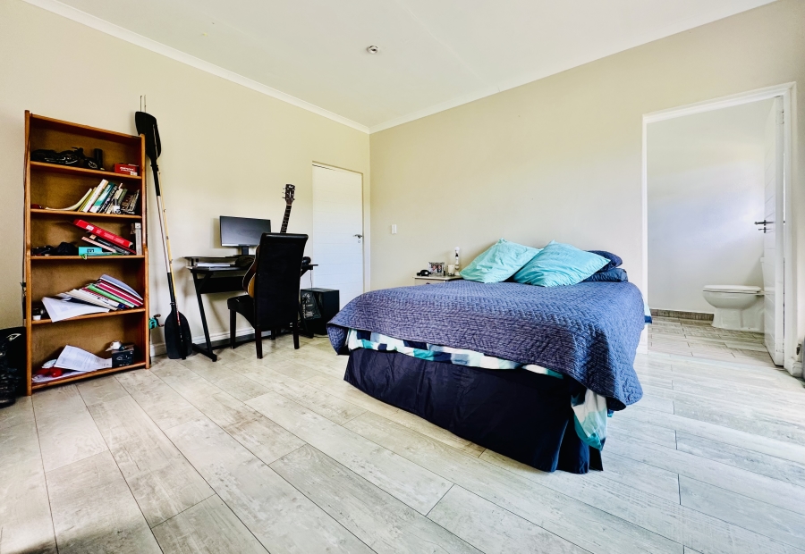 4 Bedroom Property for Sale in Vermont Western Cape